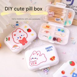 Kotak Penyimpanan Obat Vitamin Cotton Bud Kecil Portable dengan Kompartemen Terpisah Desain Minimalis