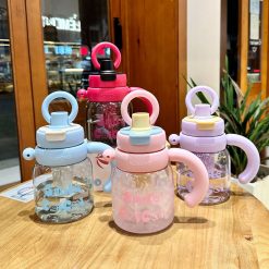 Botol Minum Estetik Karakter Imut Lucu Botol Air Minum Kekinian Dengan Handle dan Sedotan Botol Minum Gemoy Aesthetic
