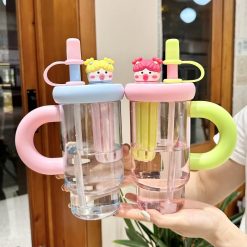 Botol Minum Karakter 3D Cute Kekinian, Botol Minum Anti Tumpah, Botol Minum Aestetik dengan Sedotan dan Saringan,