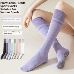 Kaos Kaki Olahraga Anti Slip Wanita Panjang Selutut Yoga Pilates Gym Fitness Senam dengan Grip Silikon